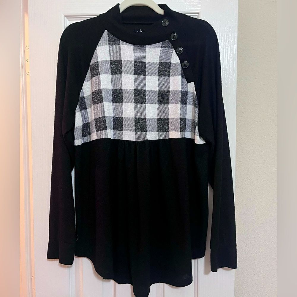 Kohl’s a:glow maternity sweater